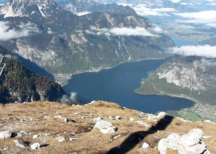 赛尔灵格度假屋酒店 Attersee