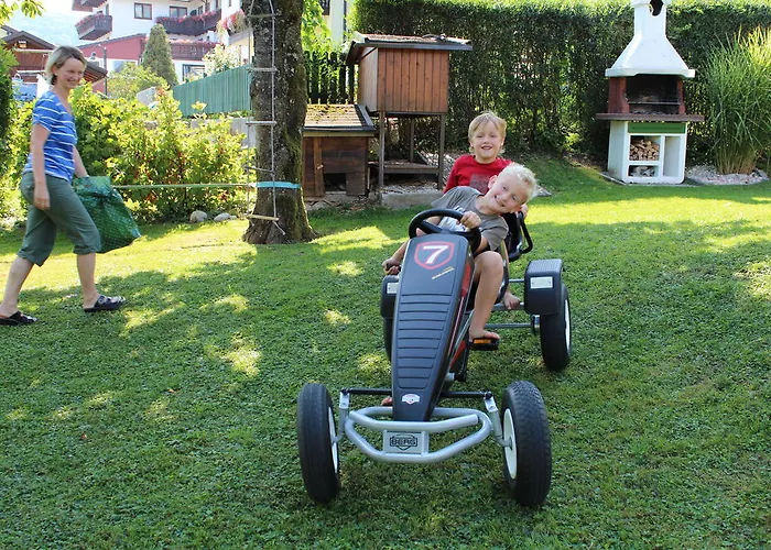 公寓 赛尔灵格度假屋酒店 Attersee